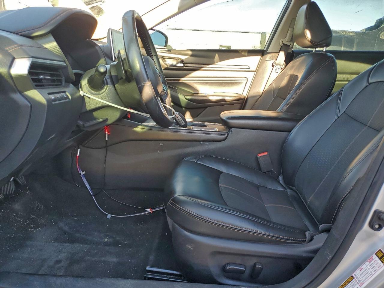 2020 Nissan Altima Sr - Image 7