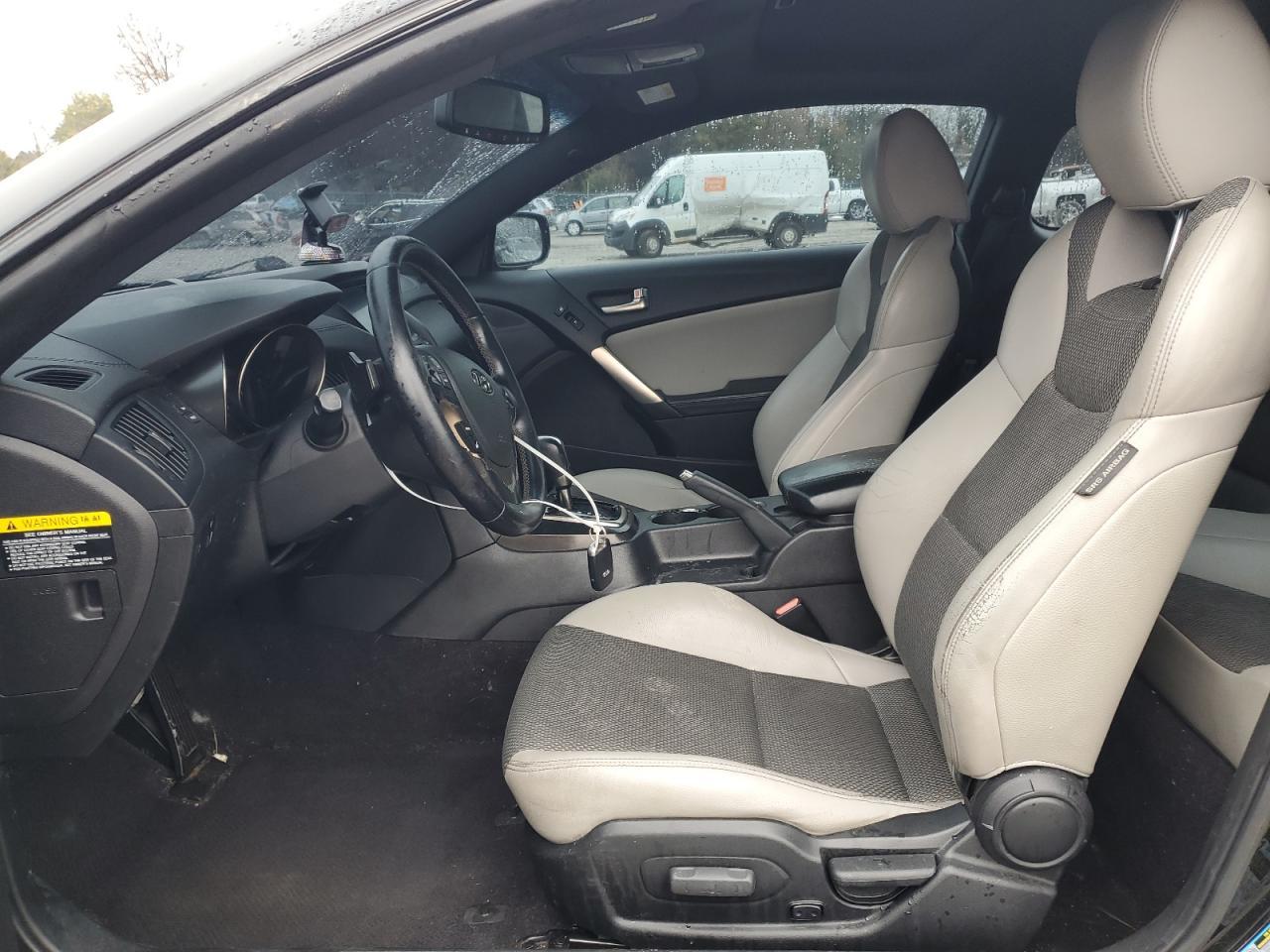 2013 Hyundai Genesis Coupe 2.0T - Фото 7