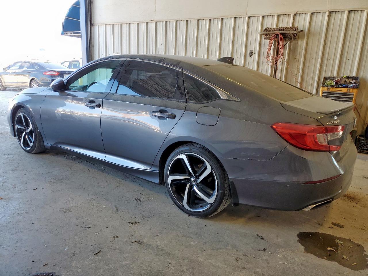 2019 Honda Accord Sport - Фото 2