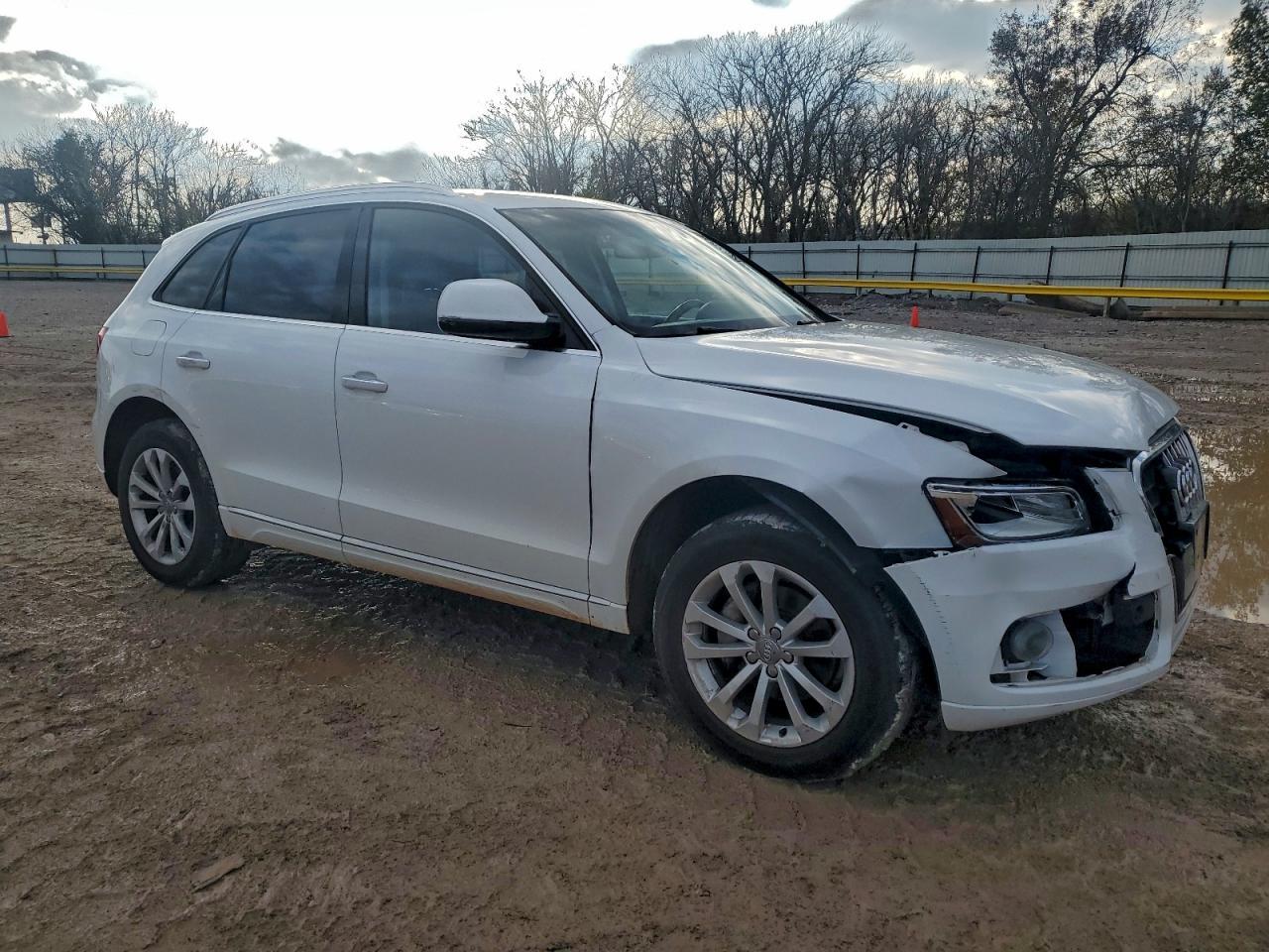2015 Audi Q5 Premium - Image 4