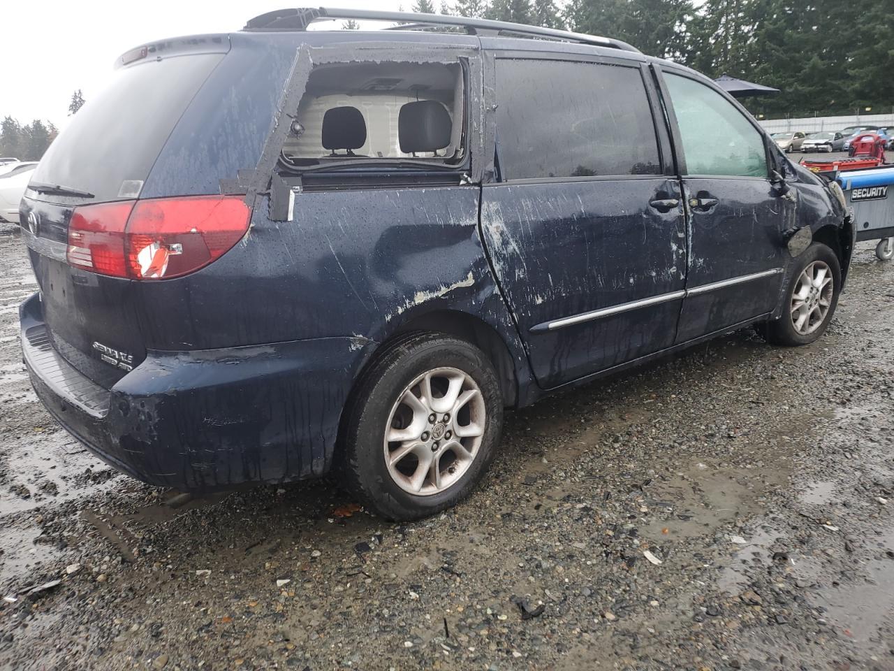 2004 Toyota Sienna Xle - Image 3