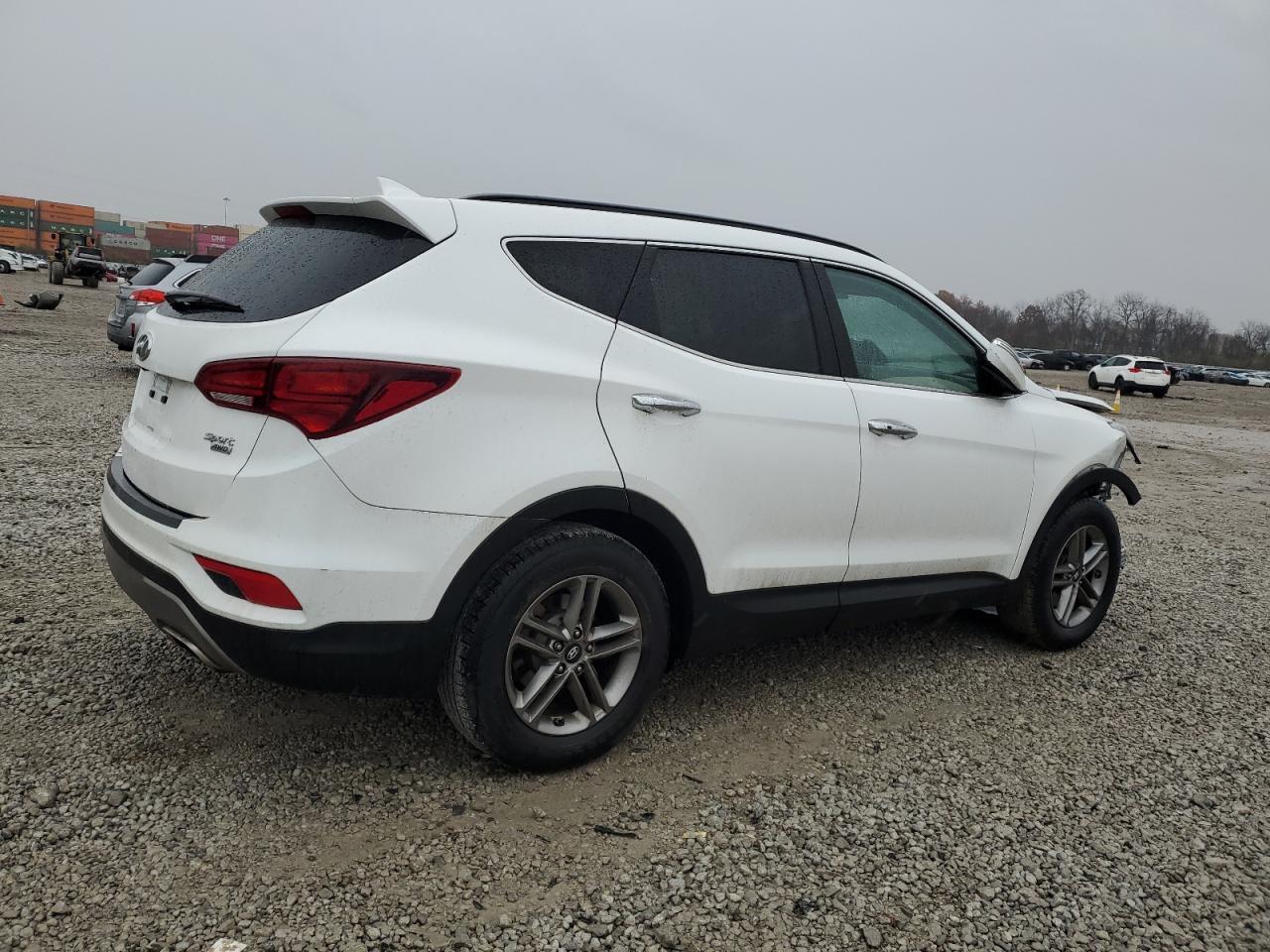 2017 Hyundai Santa Fe Sport - Image 3