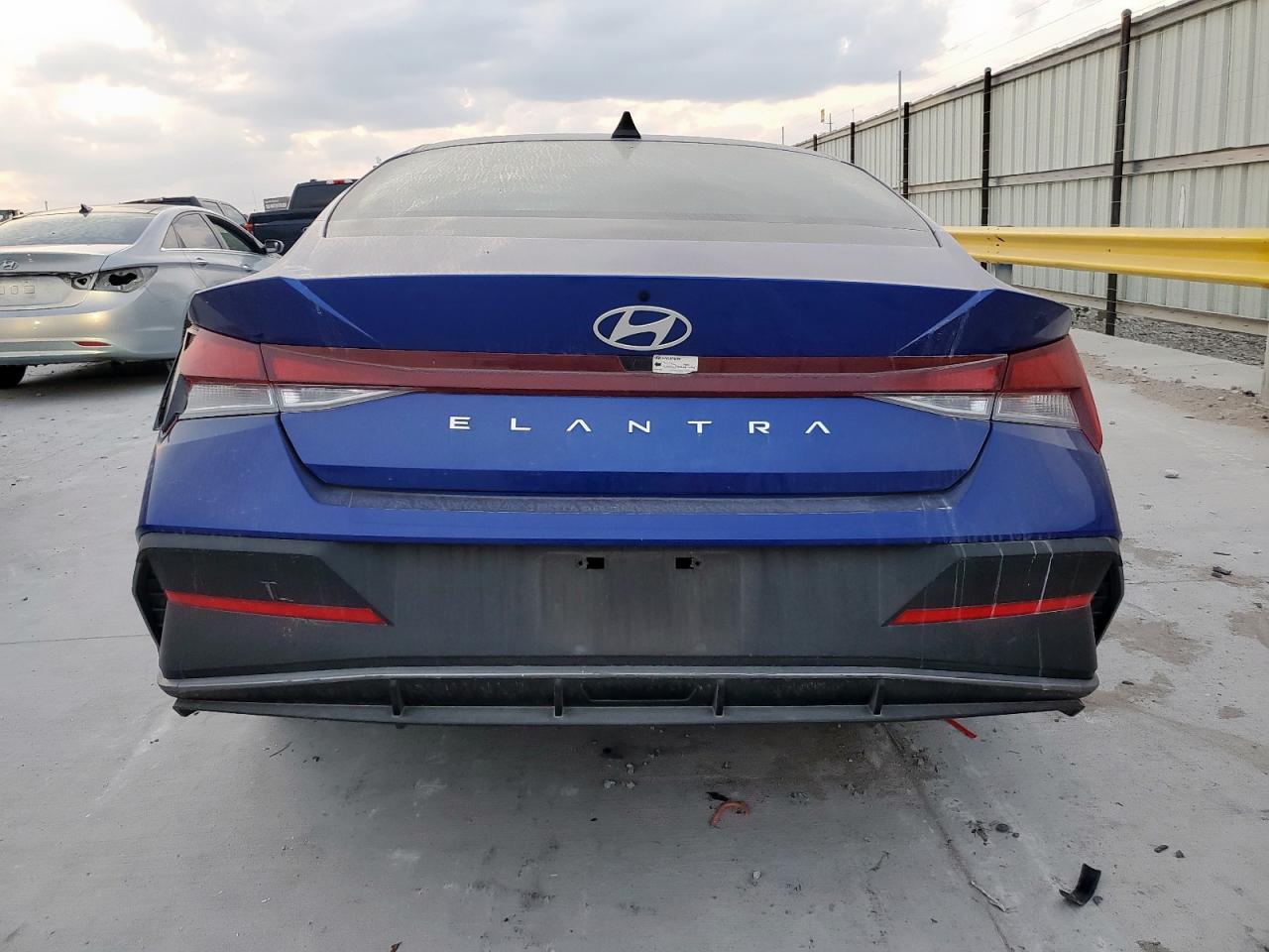 2024 Hyundai Elantra Sel - Фото 6