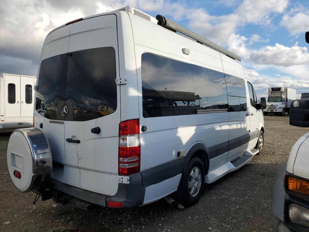 2008 Dodge Sprinter 2500 - Image 3