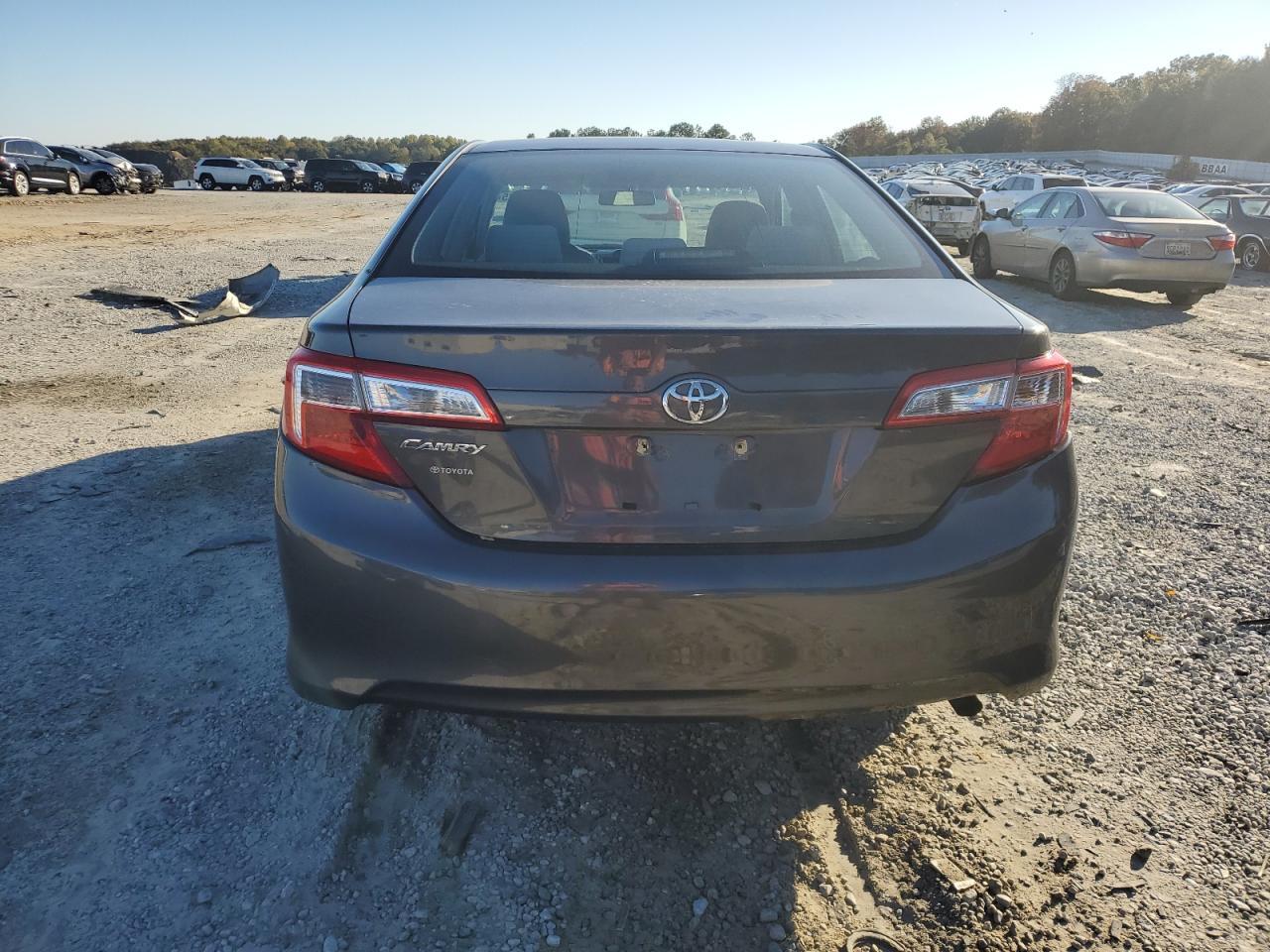 2012 Toyota Camry Base - Фото 6