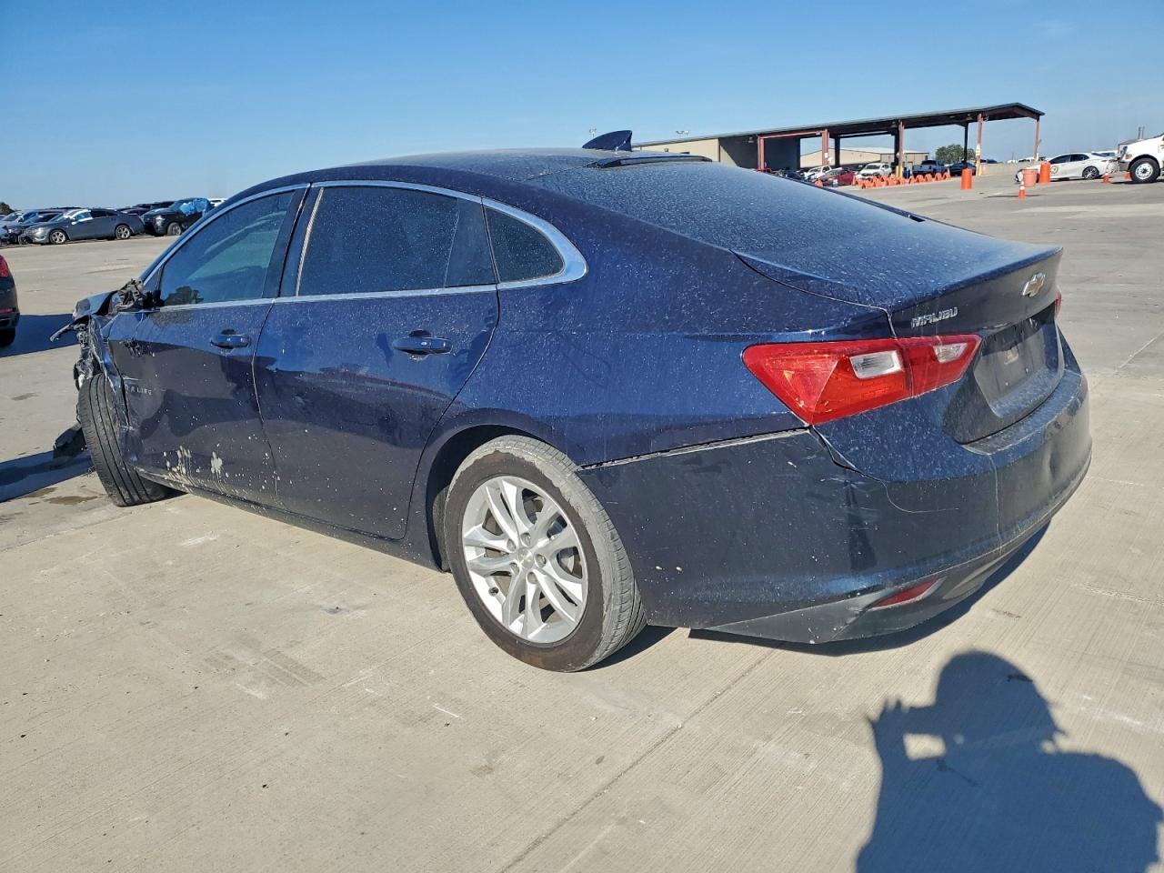 2016 Chevrolet Malibu Lt - Image 2