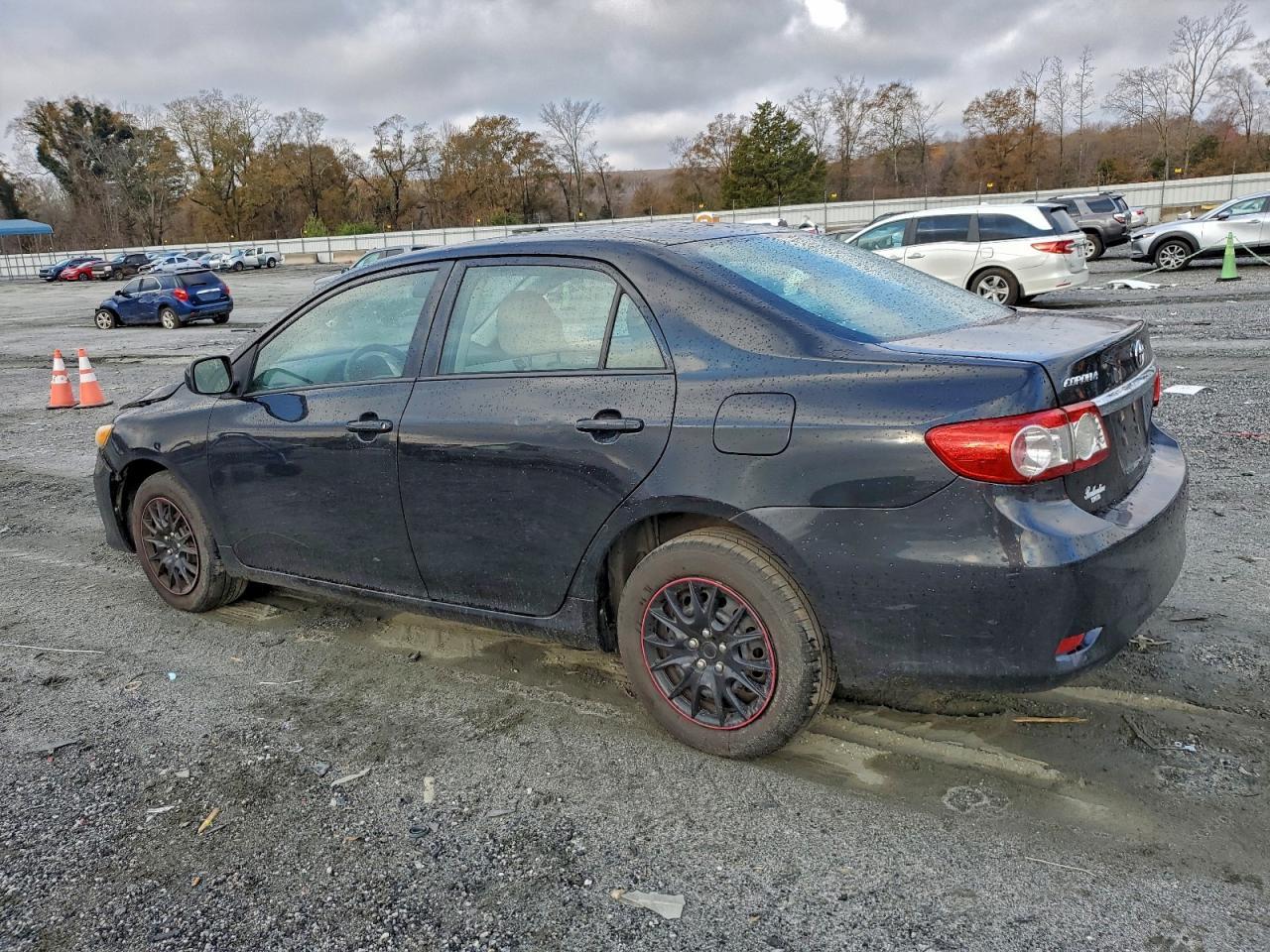 2013 Toyota Corolla - Фото 2