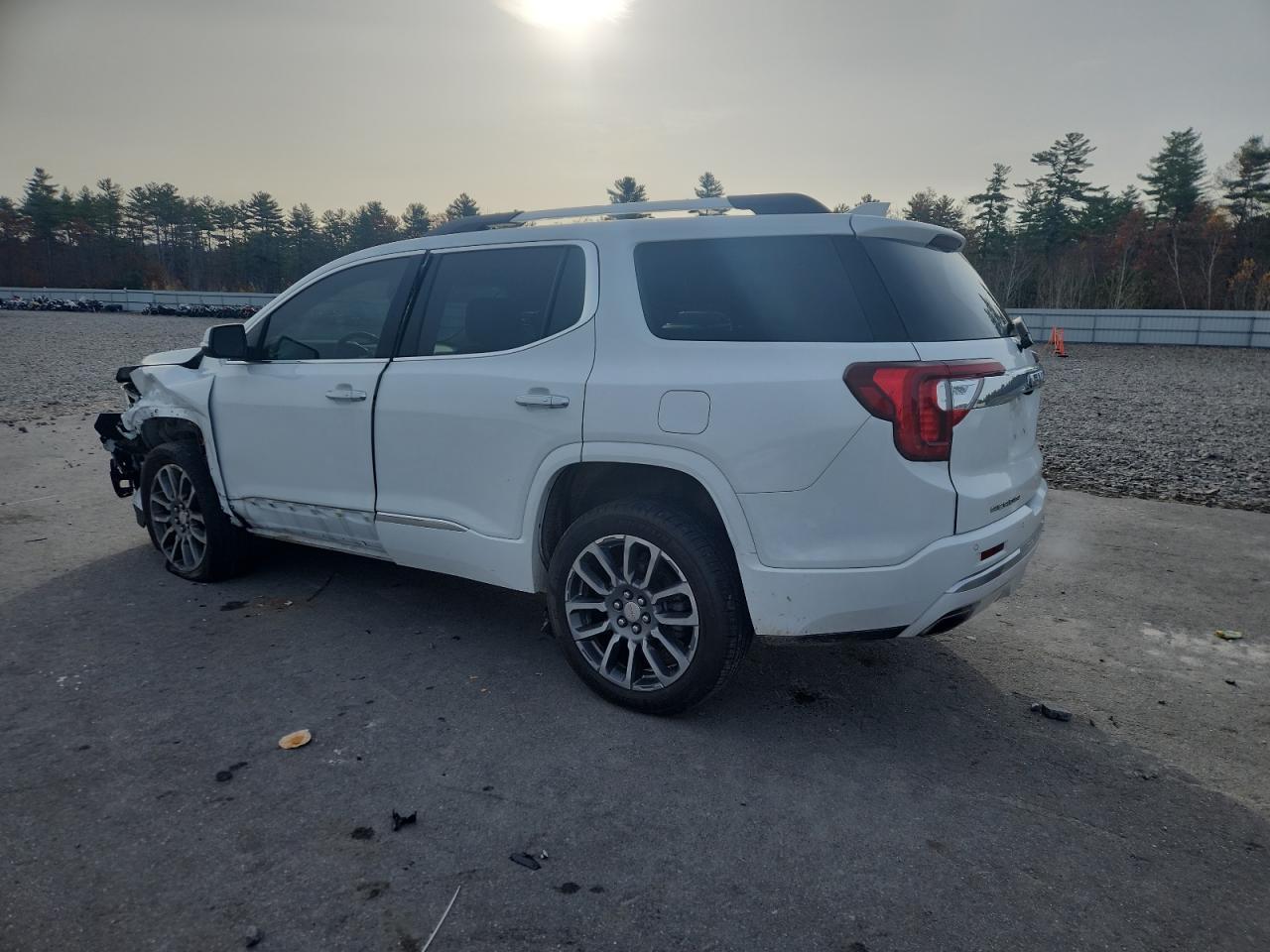 2021 GMC Acadia Denali - Фото 2