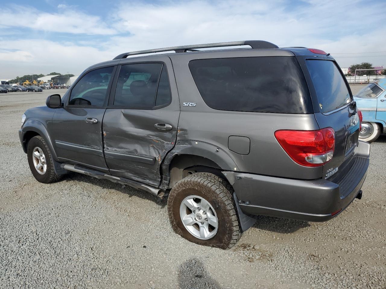 2005 Toyota Sequoia Sr5 - Image 2