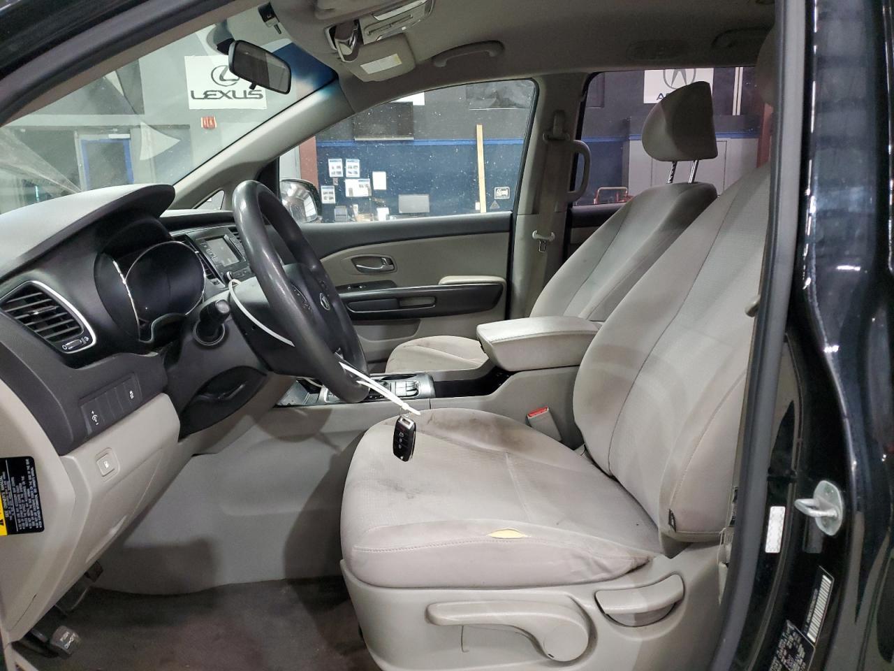 2017 Kia Sedona L - Фото 7