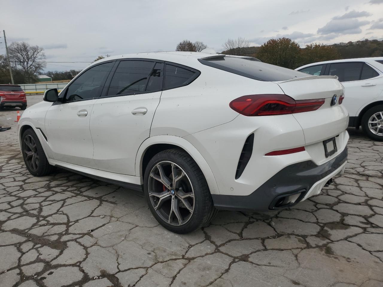 2020 BMW X6 xDrive40I - Image 2