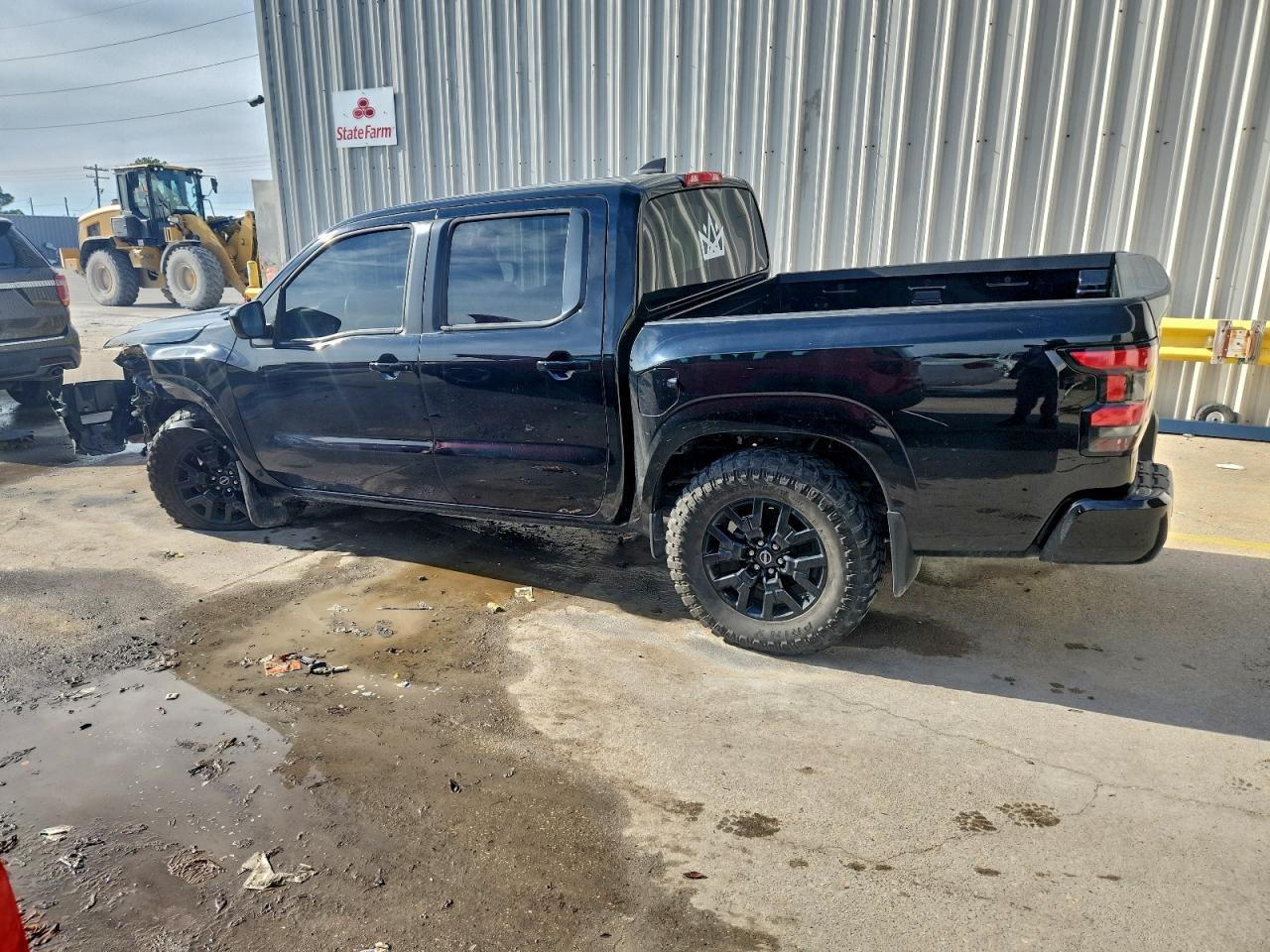 2023 Nissan Frontier Sv - Image 2