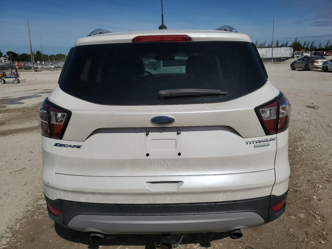 2017 Ford Escape Titanium - Фото 6