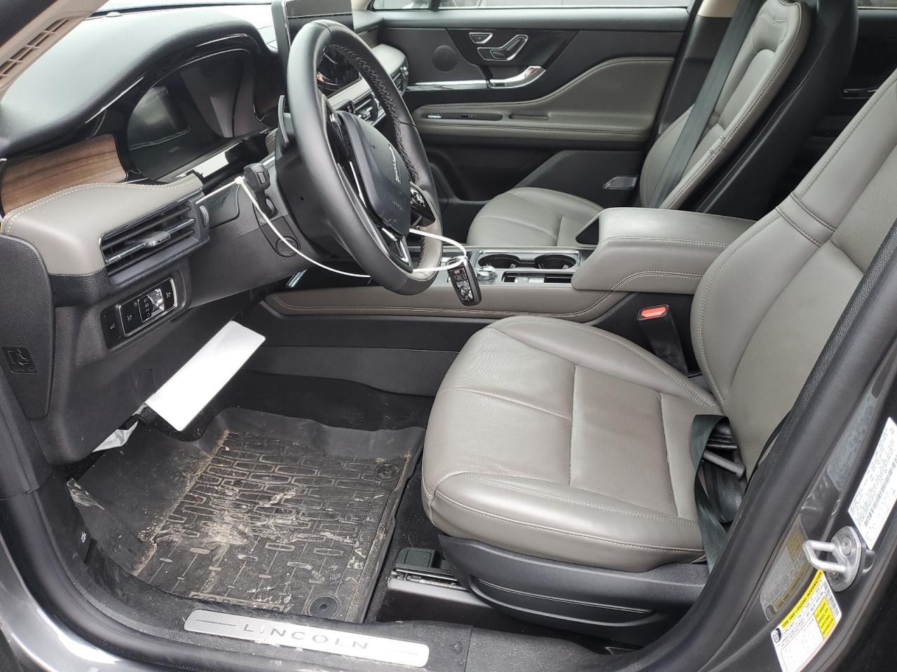 2025 Lincoln Corsair Reserve - Фото 7