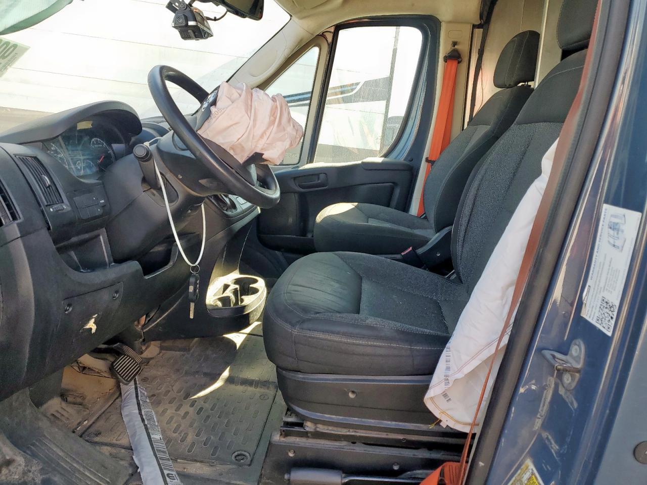 2021 Ram Promaster 3500 Delivery Van - Фото 7