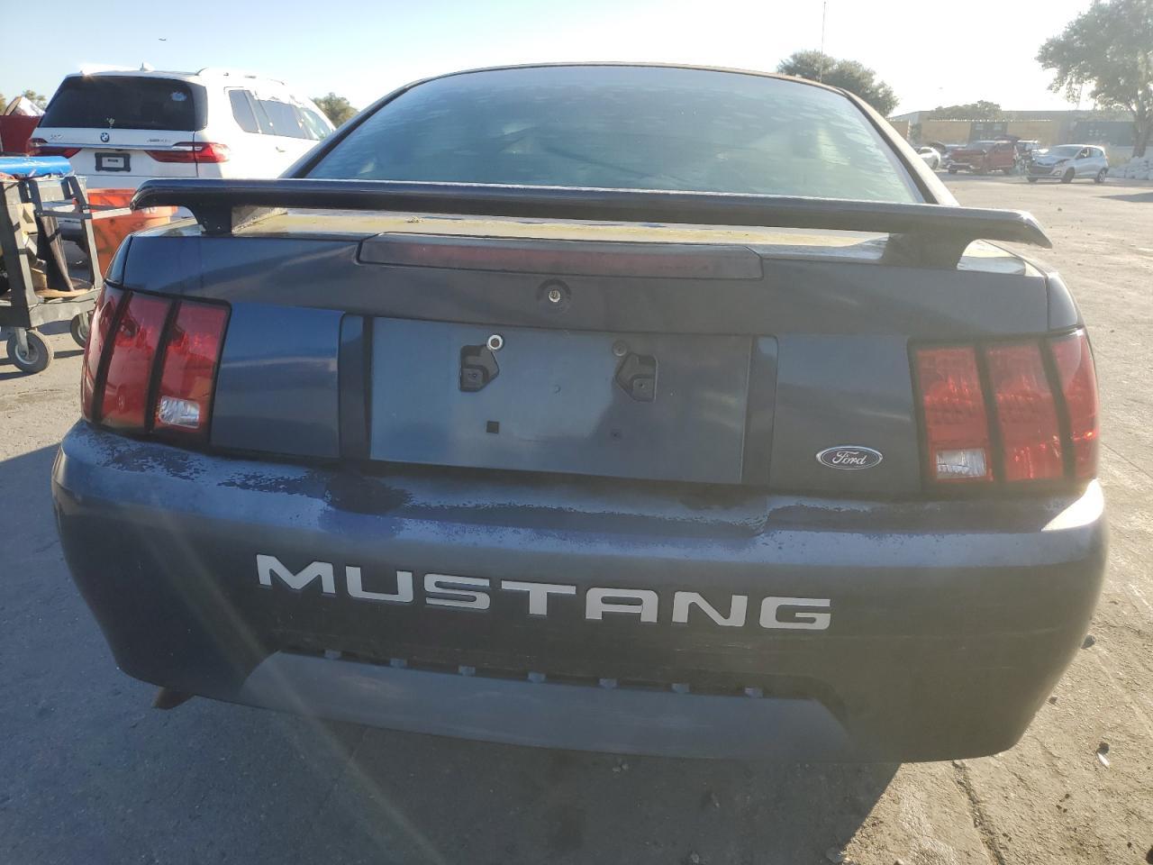 2003 Ford Mustang - Image 6