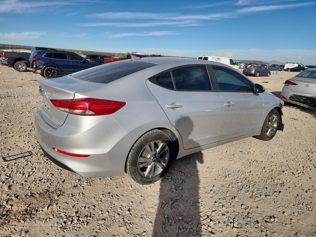 2017 Hyundai Elantra Se - Image 3