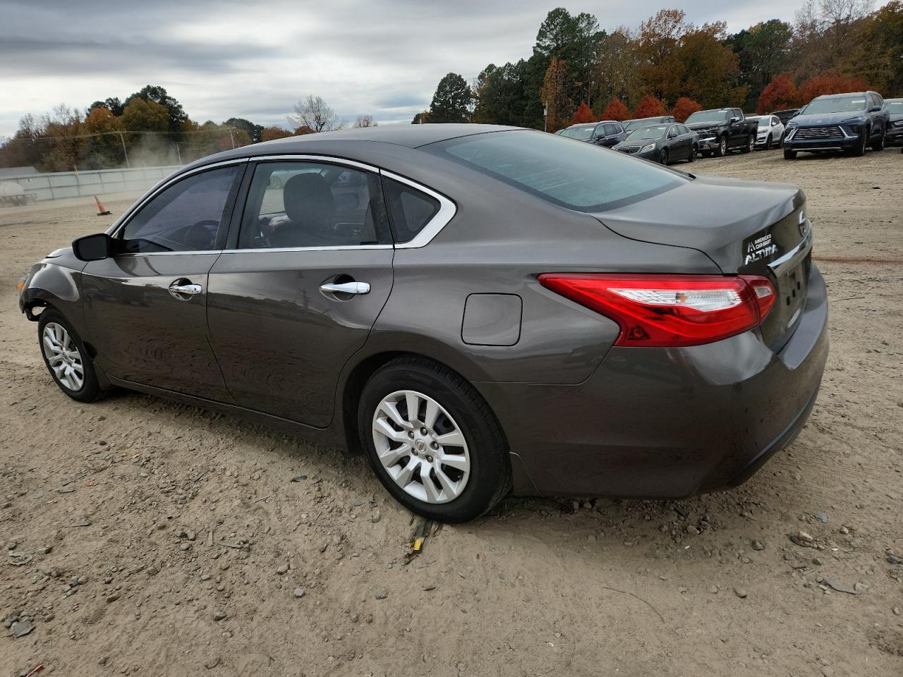 2016 Niss Altima 2.5 S - Фото 2