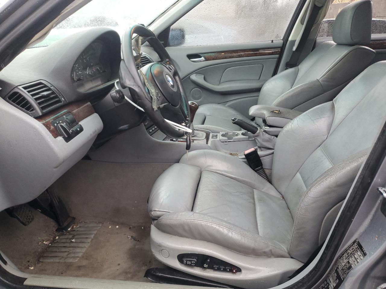 2004 BMW 325 Xi - Image 7