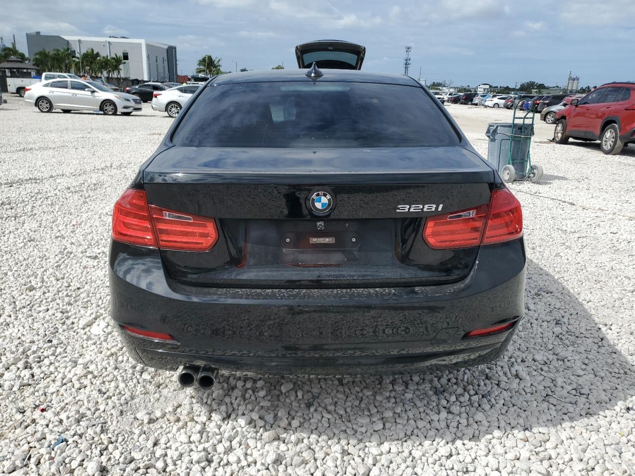 2015 BMW 328 I - Image 6
