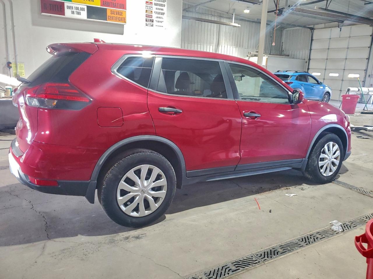 2017 Nissan Rogue S - Фото 3