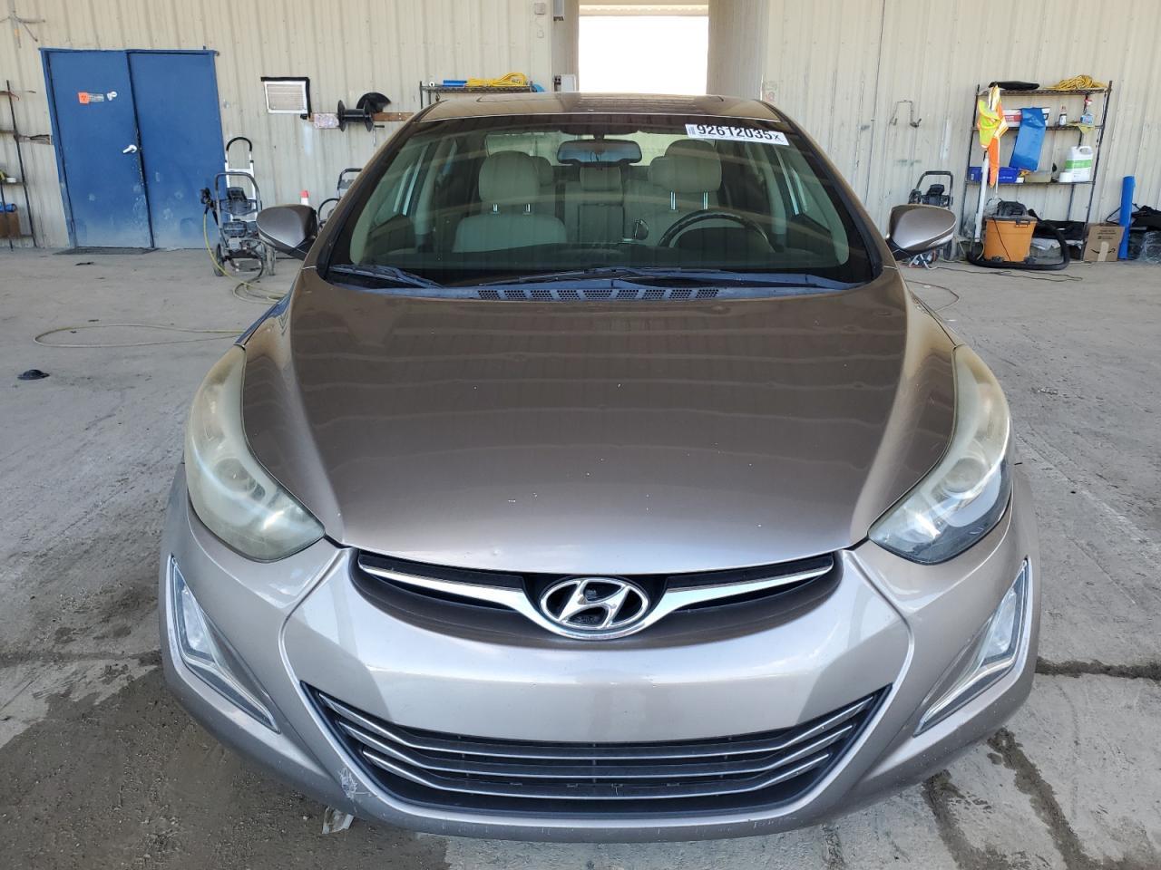 2014 Hyundai Elantra Se - Image 5