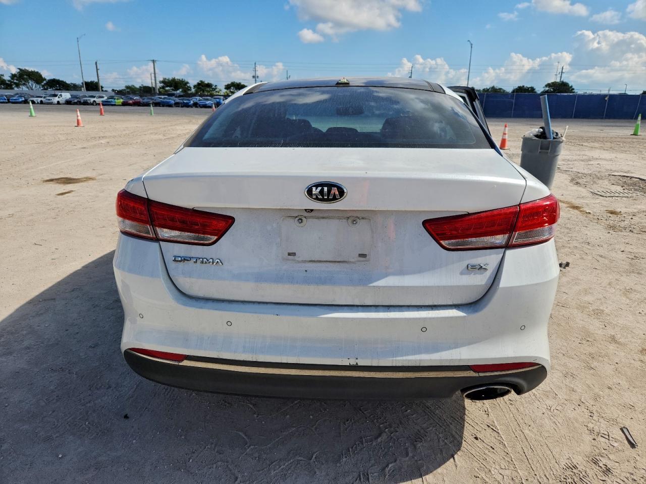 2016 Kia Optima Ex - Фото 6