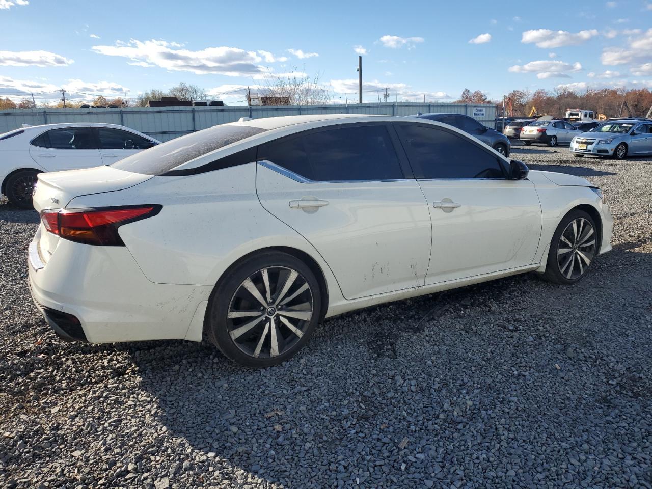 2021 Nissan Altima Sr - Image 3