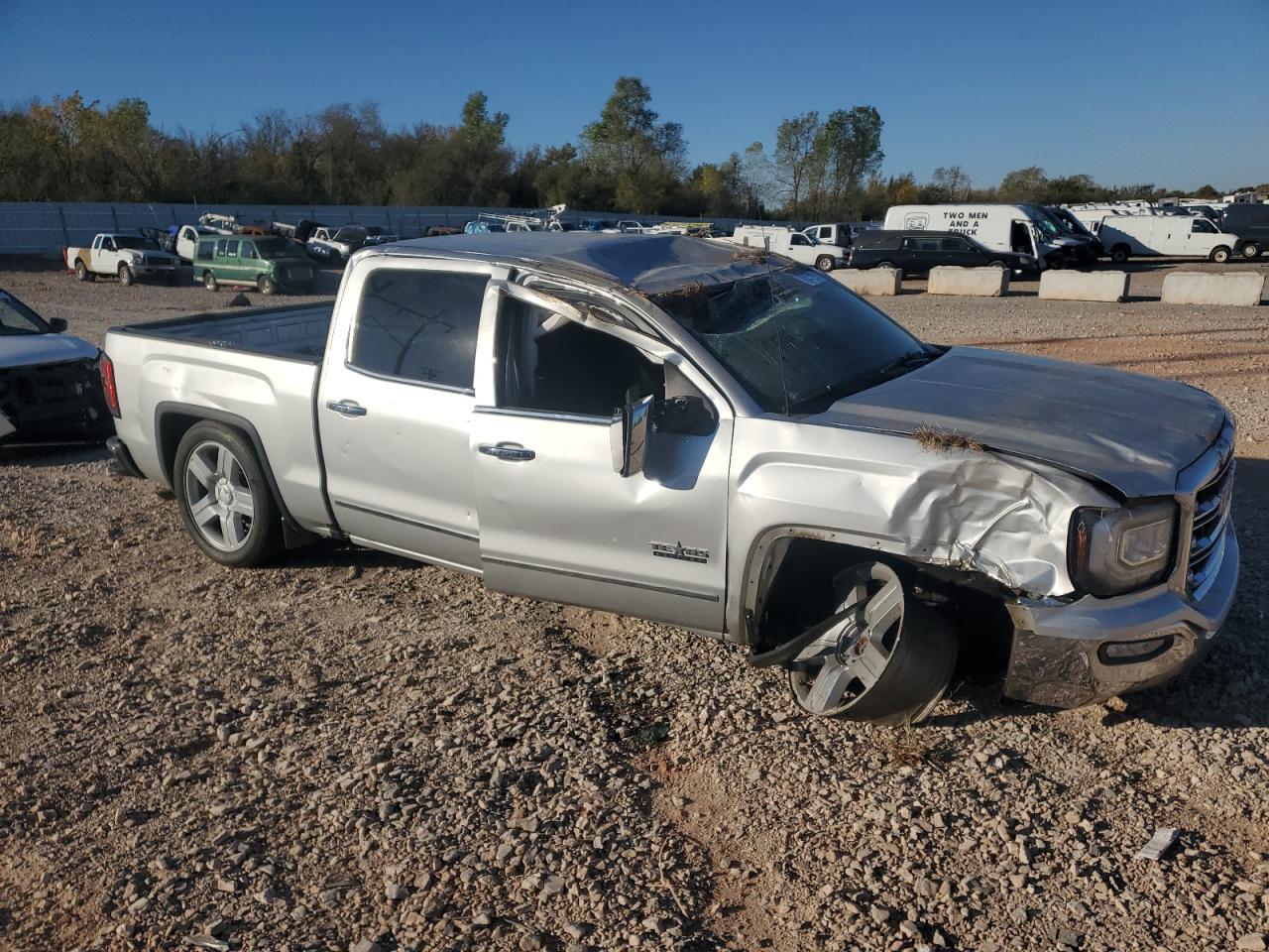 2017 GMC Sierra C1500 Slt - Image 4