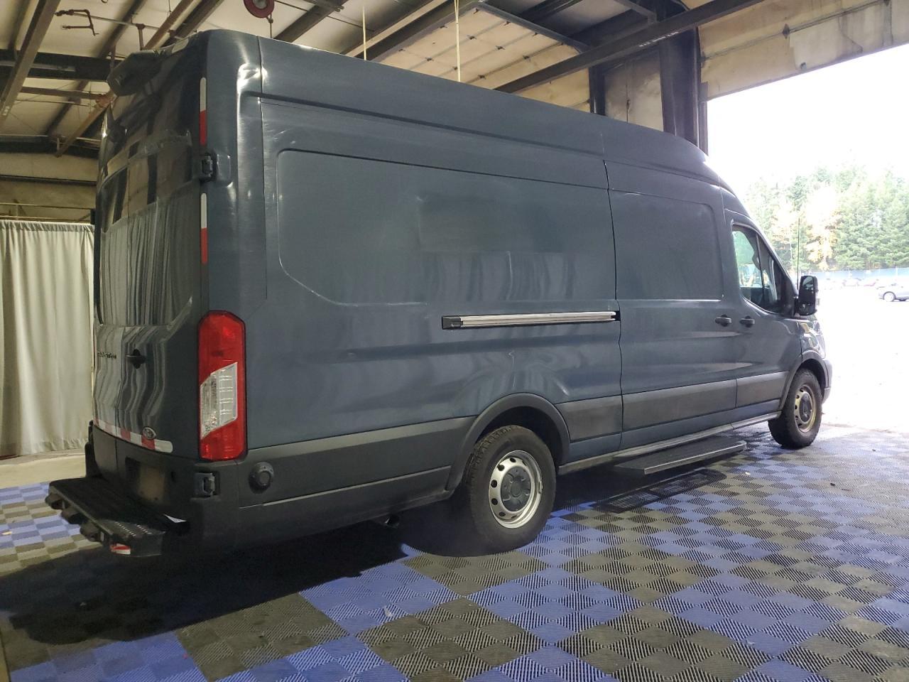 2020 Ford Transit T-250 - Image 3