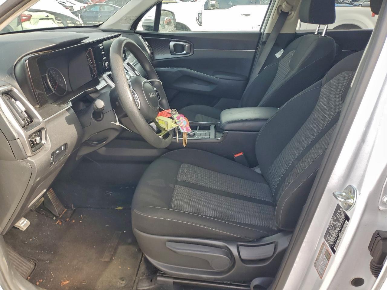 2022 Kia Sorento Lx - Image 7