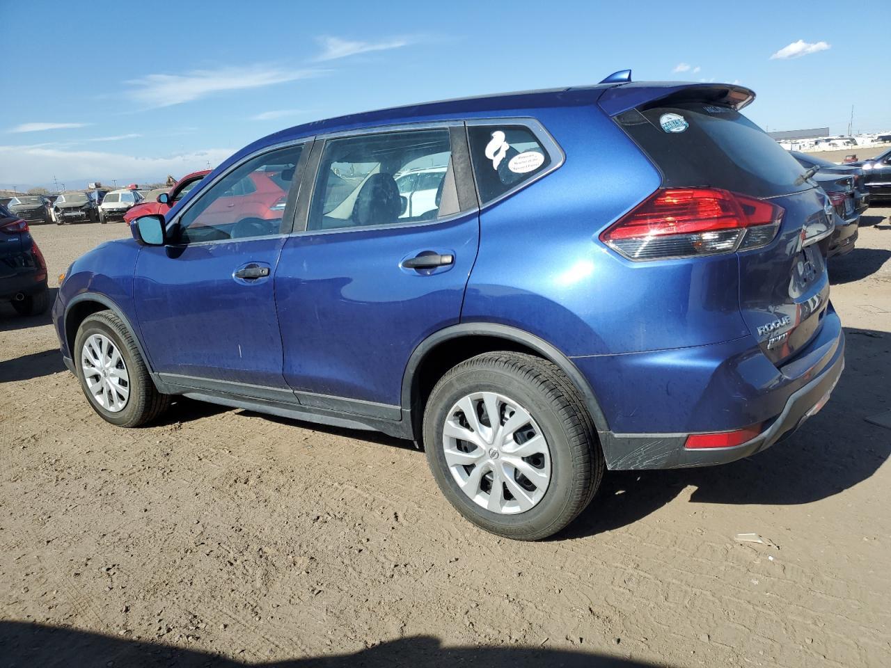 2017 Nissan Rogue S - Фото 2