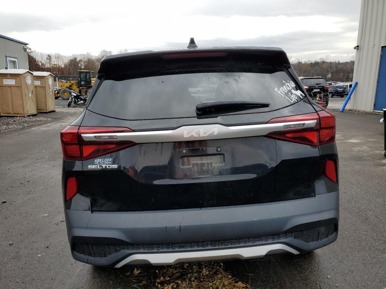 2023 Kia Seltos Lx - Image 6