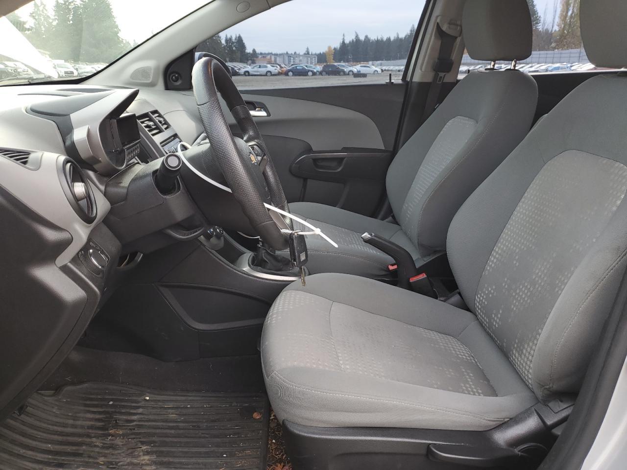 2013 Chevrolet Sonic Ls - Фото 7