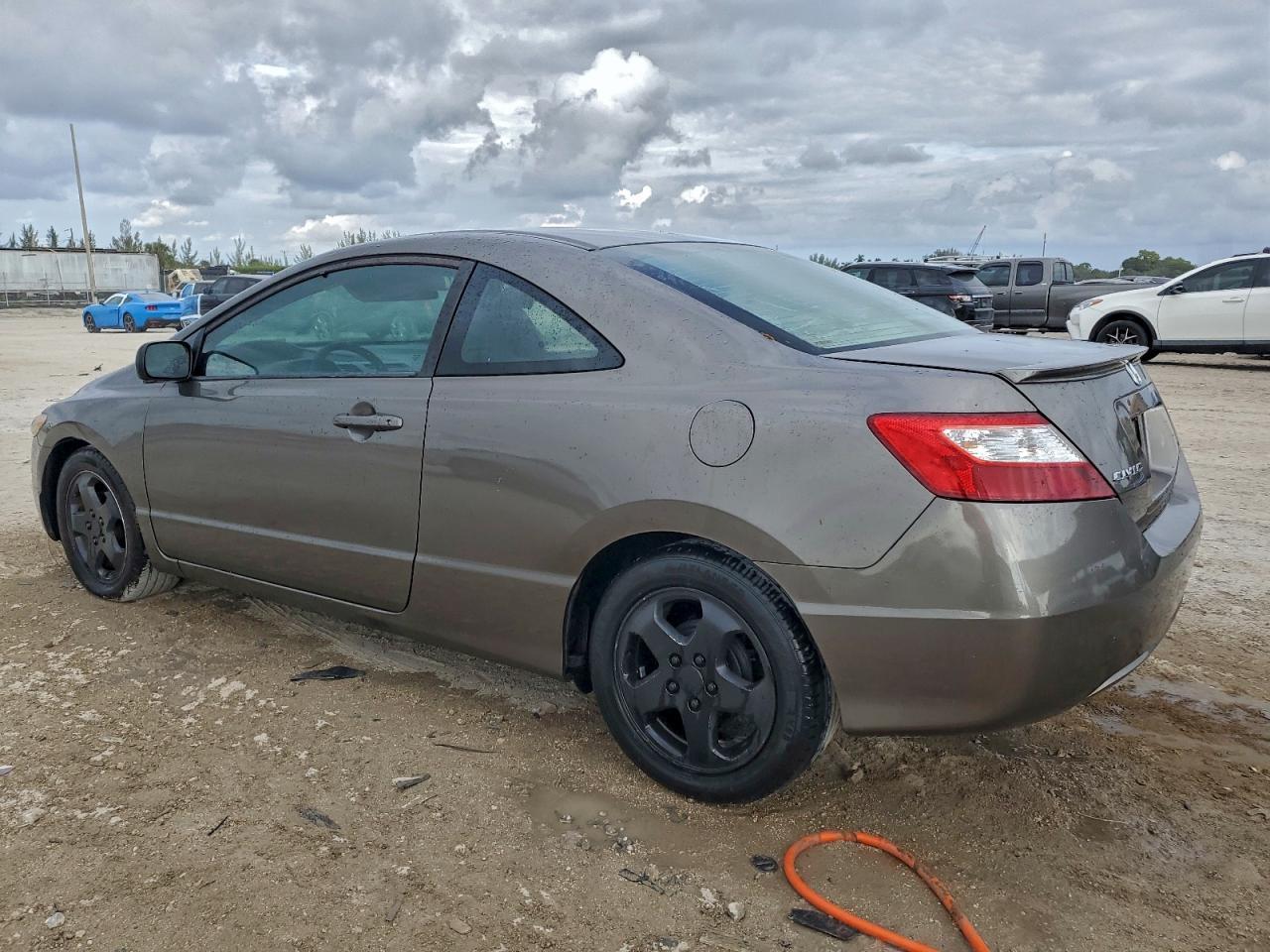 2007 Honda Civic Lx - Фото 2