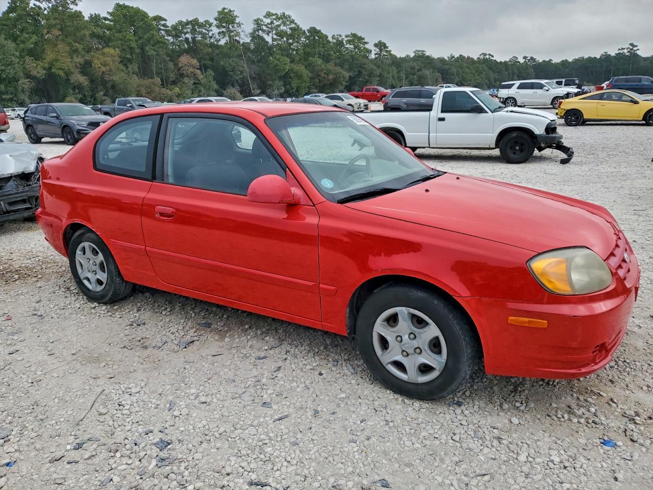 2005 Hyundai Accent Gs - Image 4