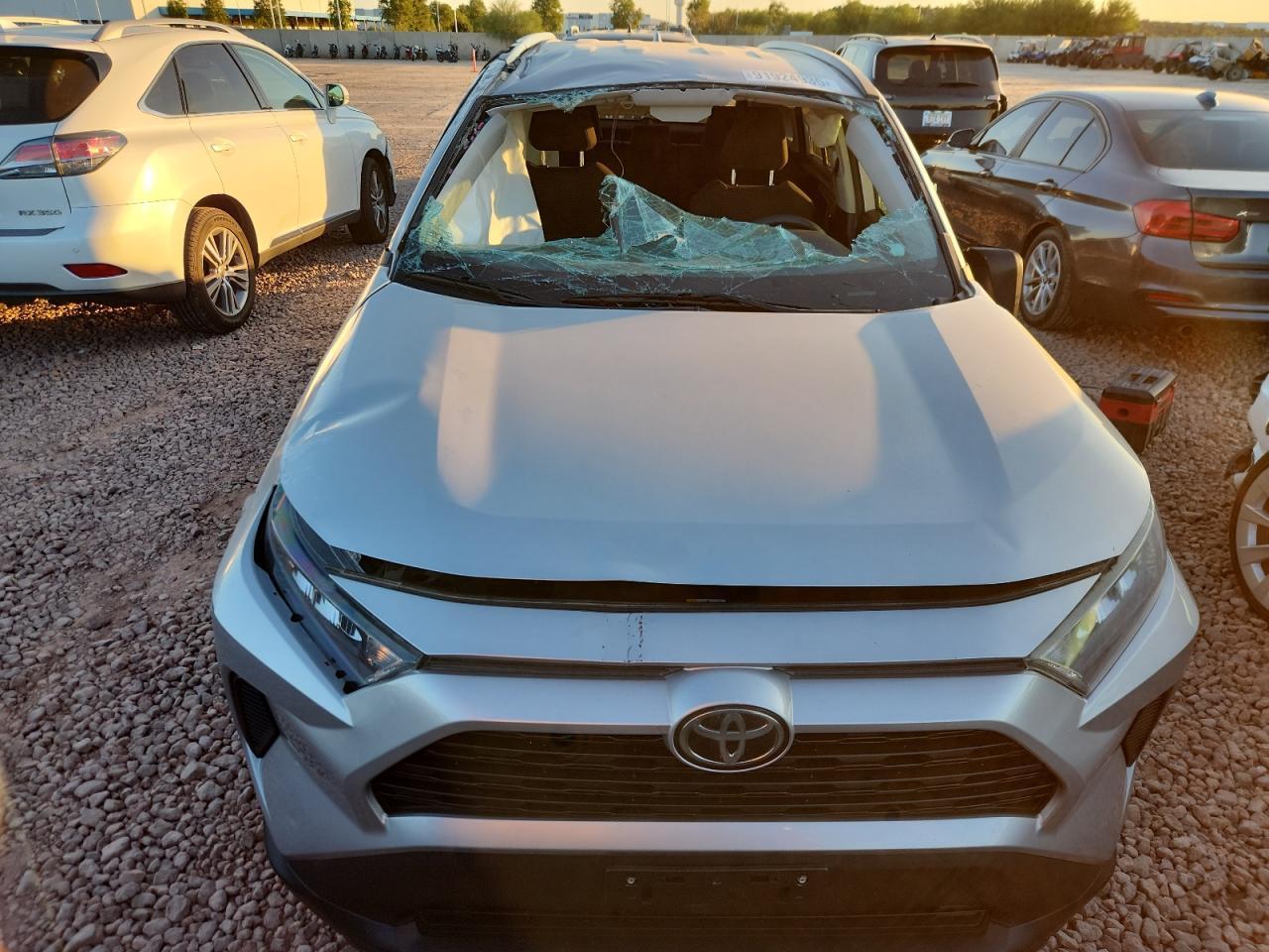 2020 Toyota Rav4 Le - Фото 5