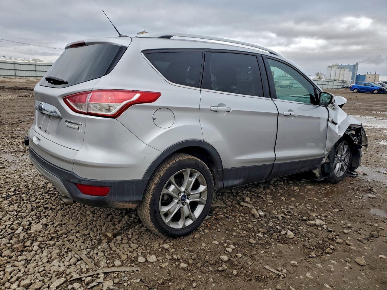 2016 Ford Escape Titanium - Фото 3
