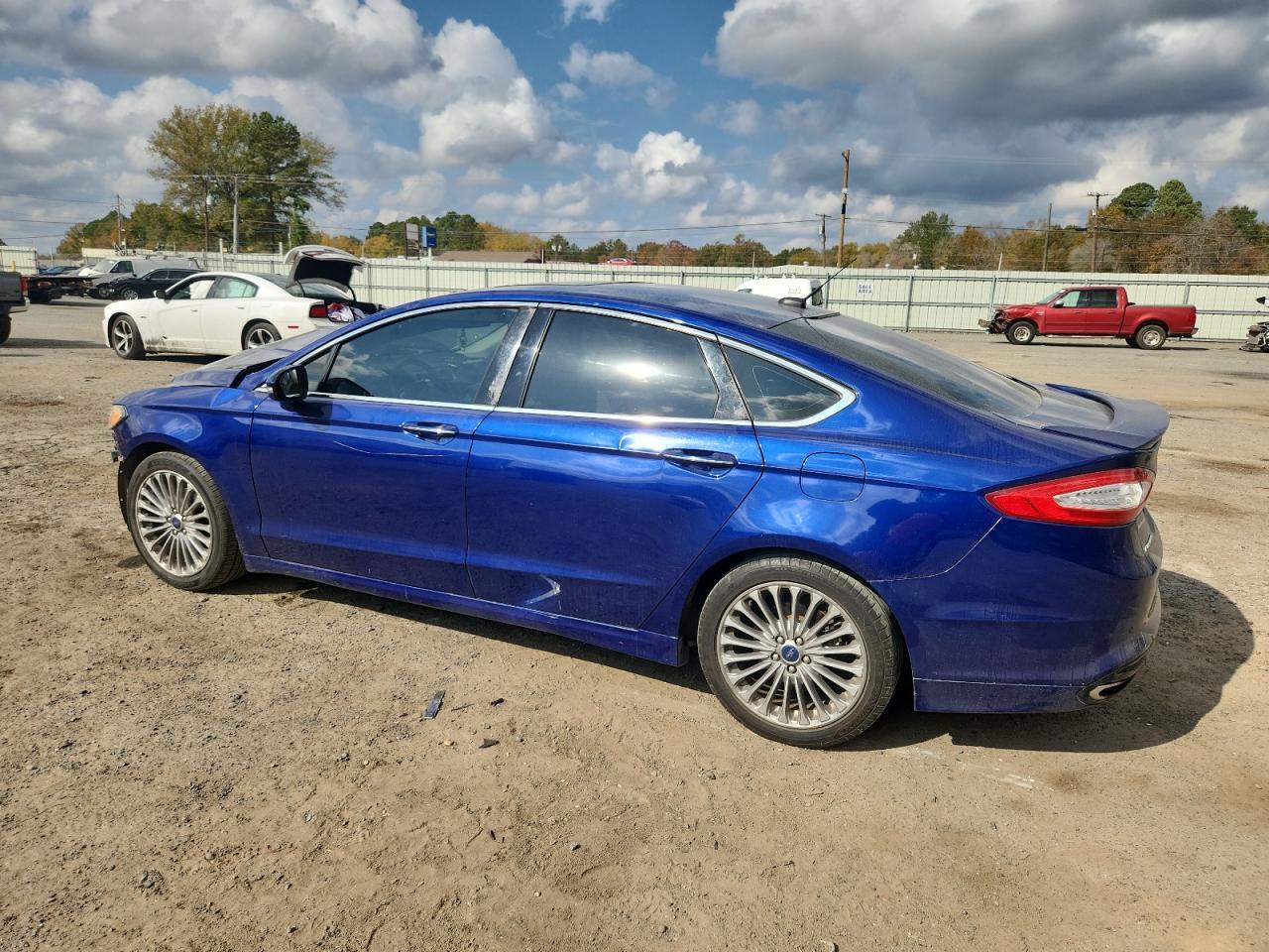 2015 Ford Fusion Titanium - Фото 2