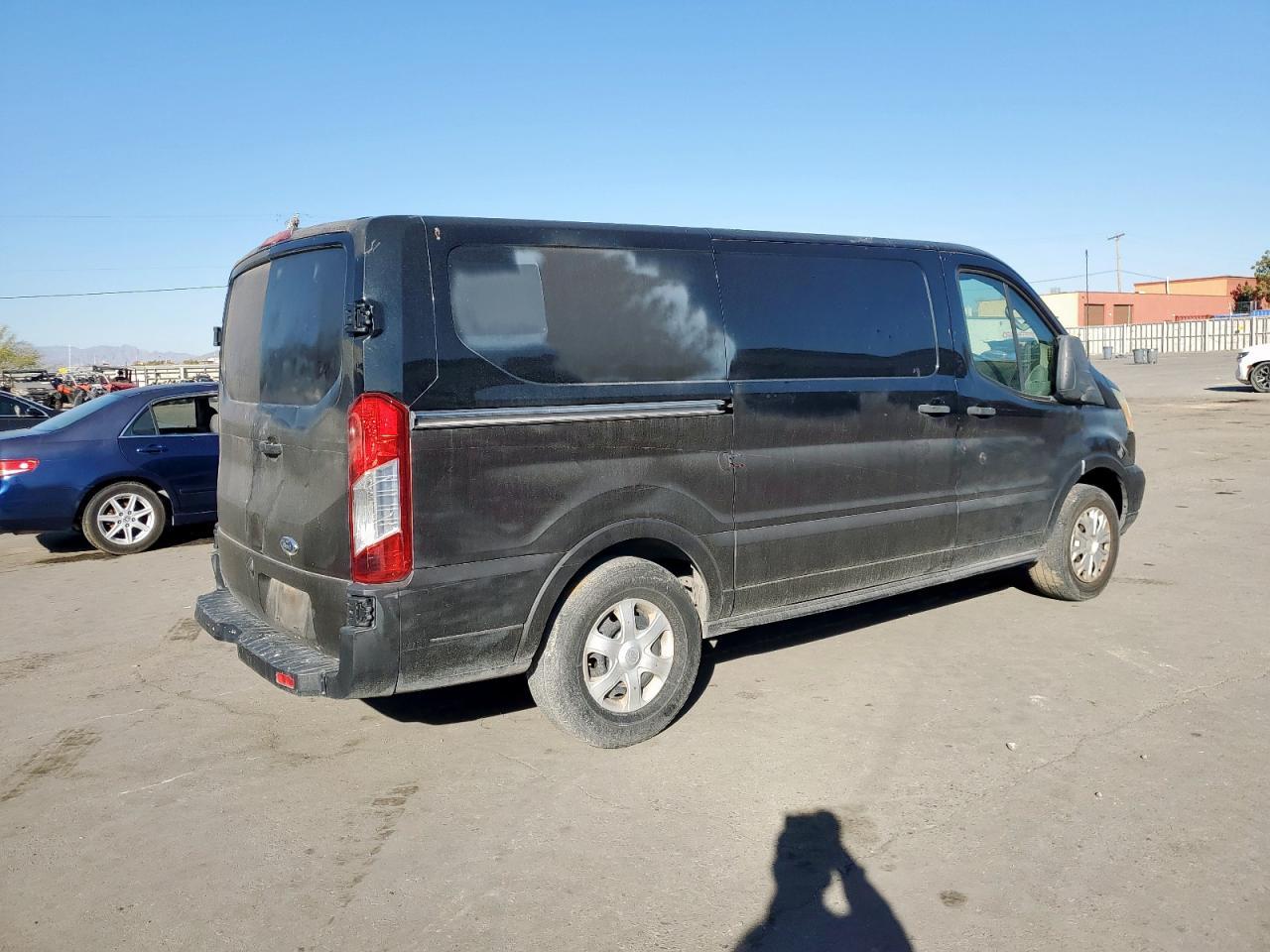 2015 Ford Transit Delivery Van - Image 3