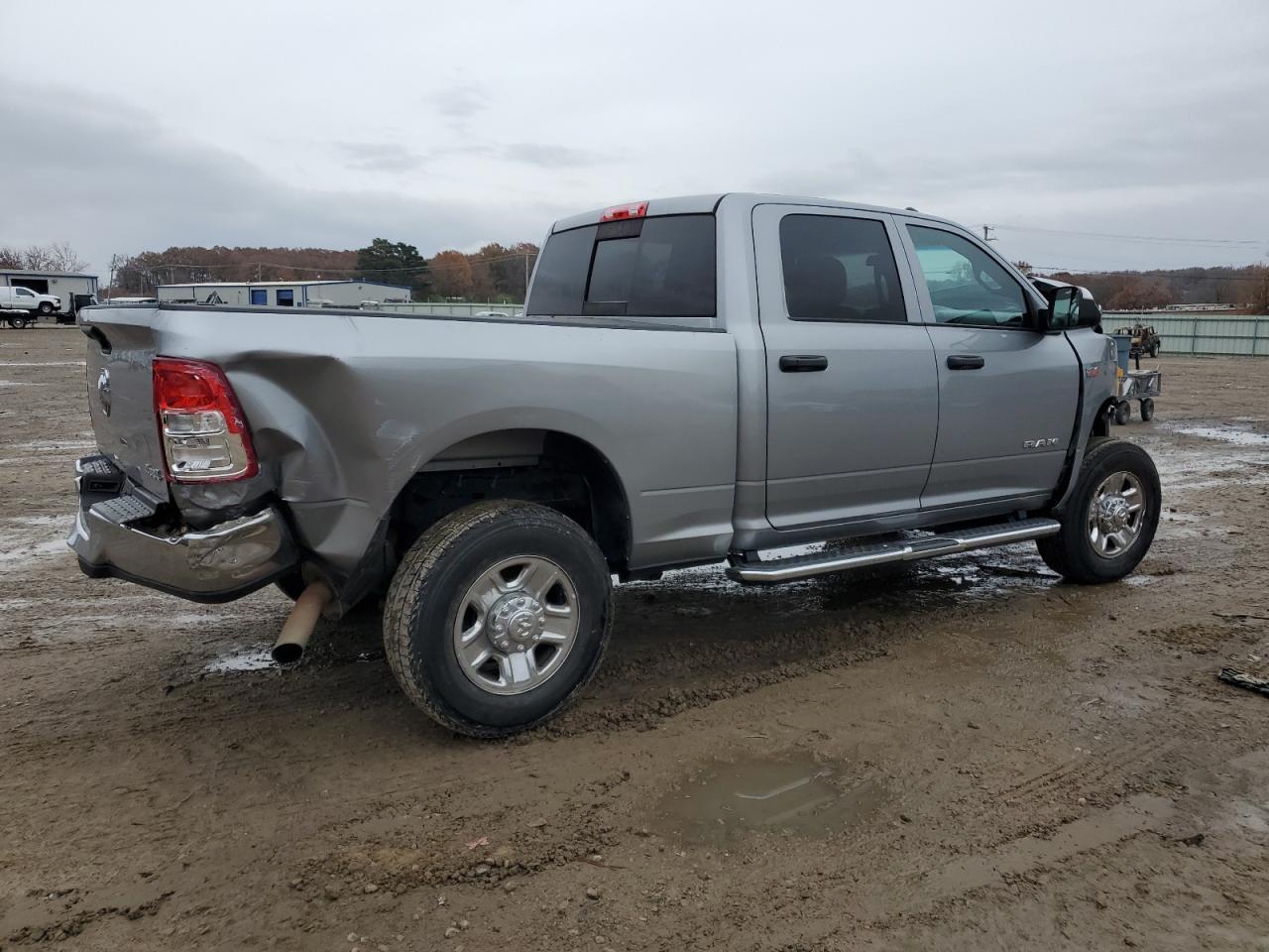 2022 Ram 2500 Tradesman - Фото 3