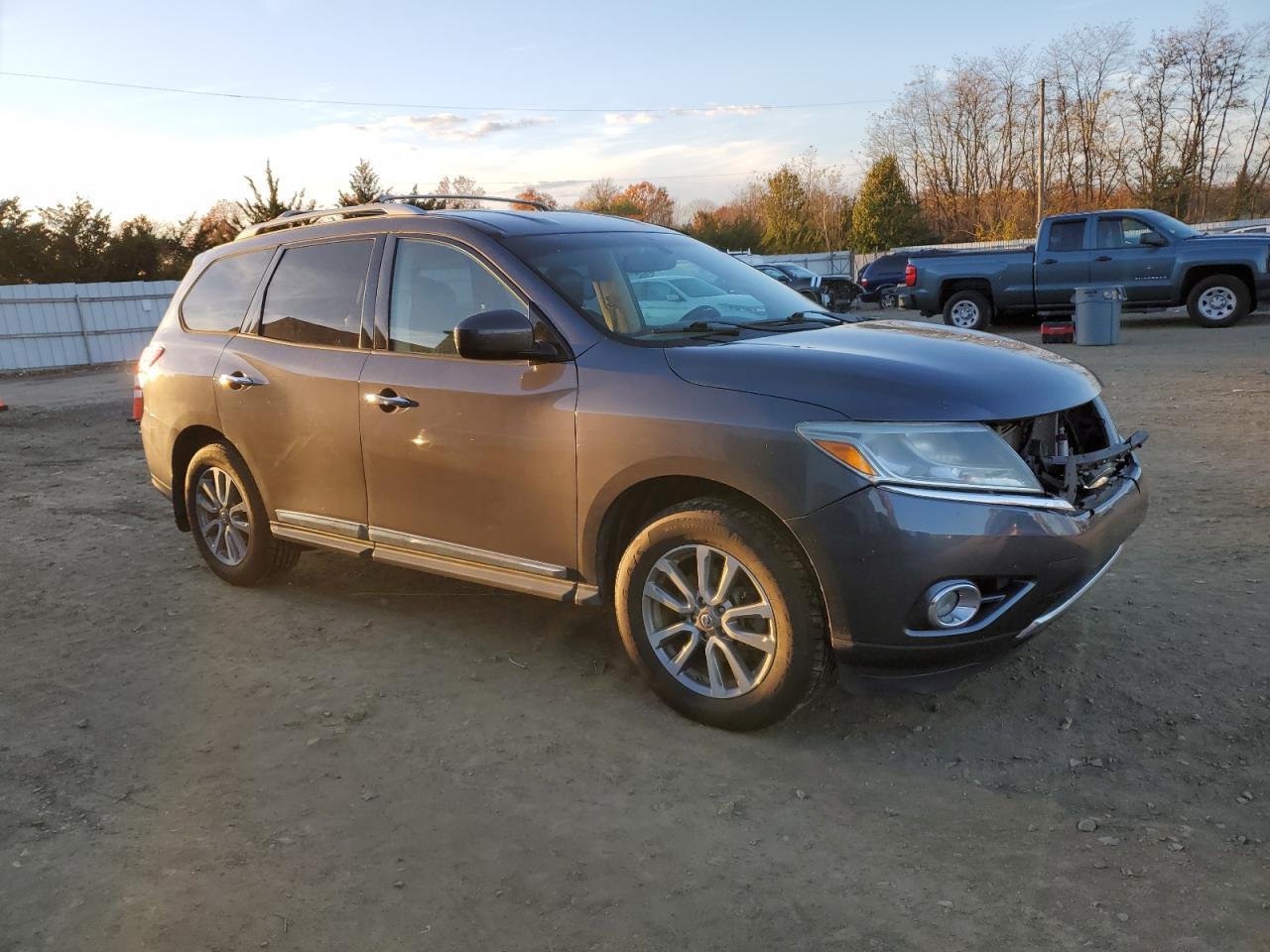 2013 Nissan Pathfinder S - Фото 4