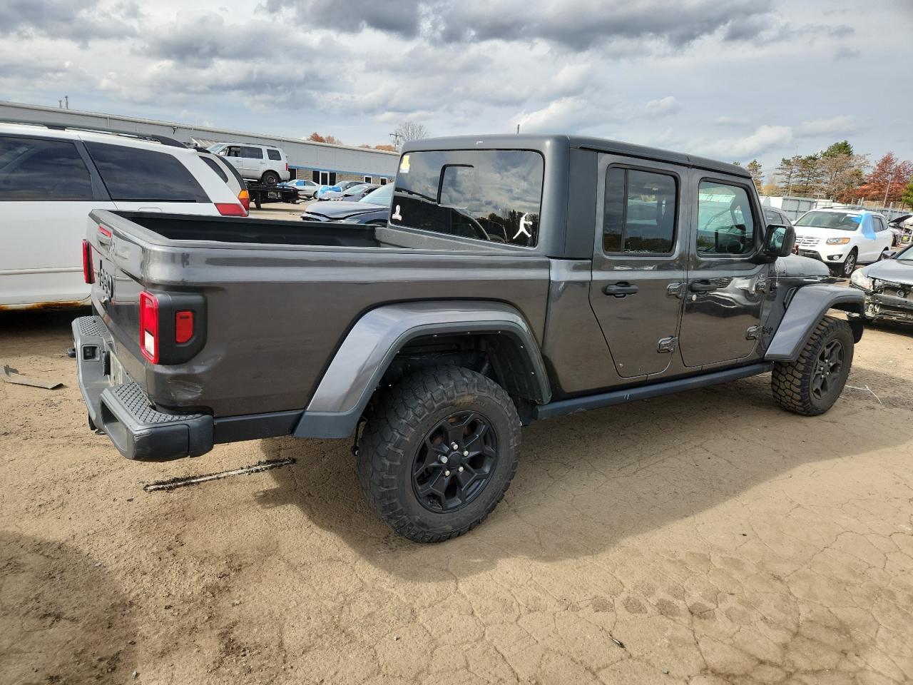 2021 Jeep Gladiator Sport - Фото 3
