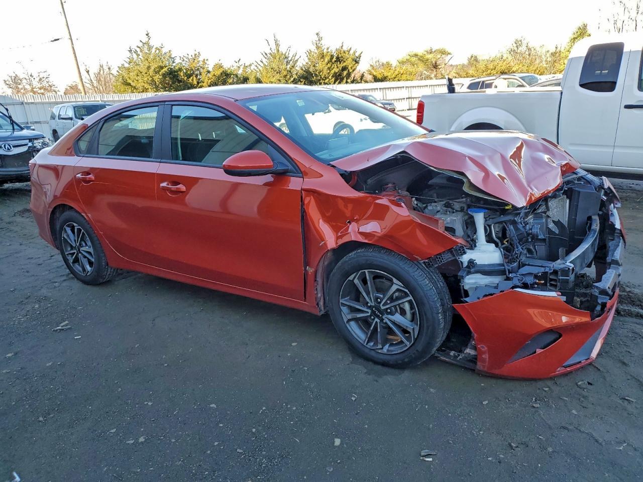 2022 Kia Forte Fe - Фото 4