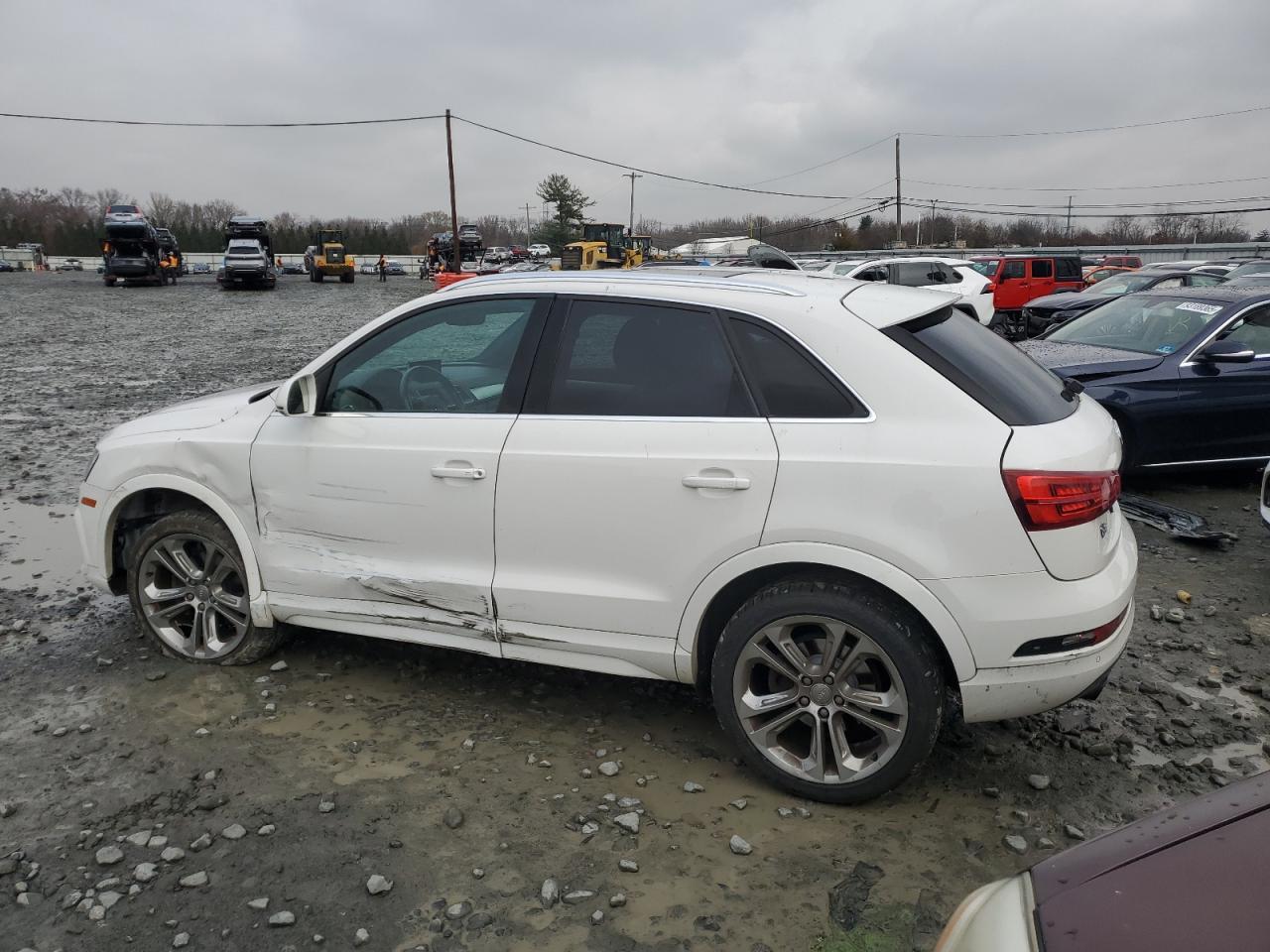 2017 Audi Q3 Premium Plus - Image 2
