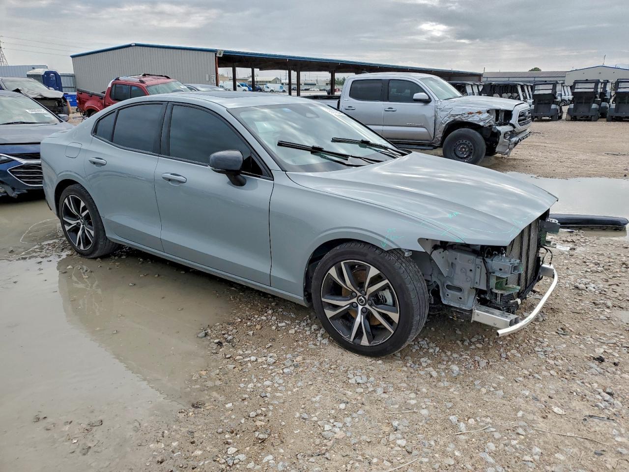 2025 Volvo S60 Core - Фото 4