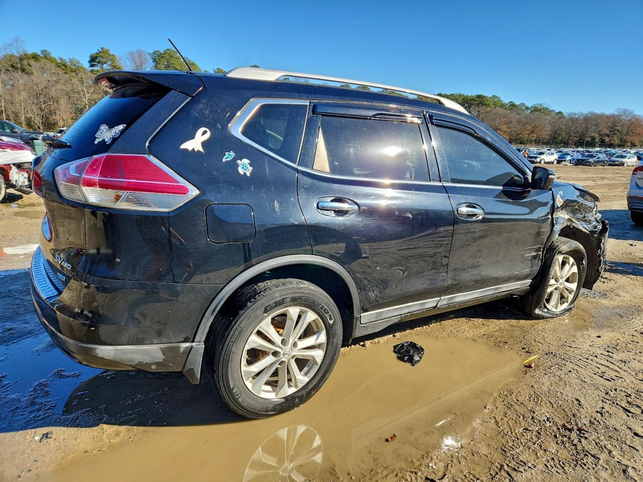 2014 Nissan Rogue S - Image 3