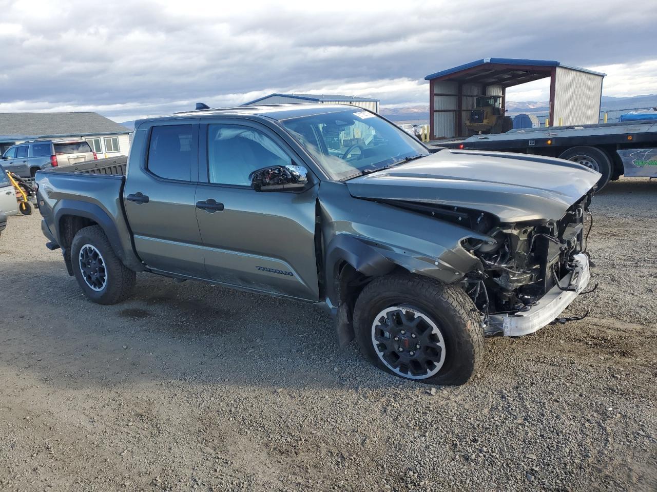 2025 Toyota Tacoma Double Cab - Image 4