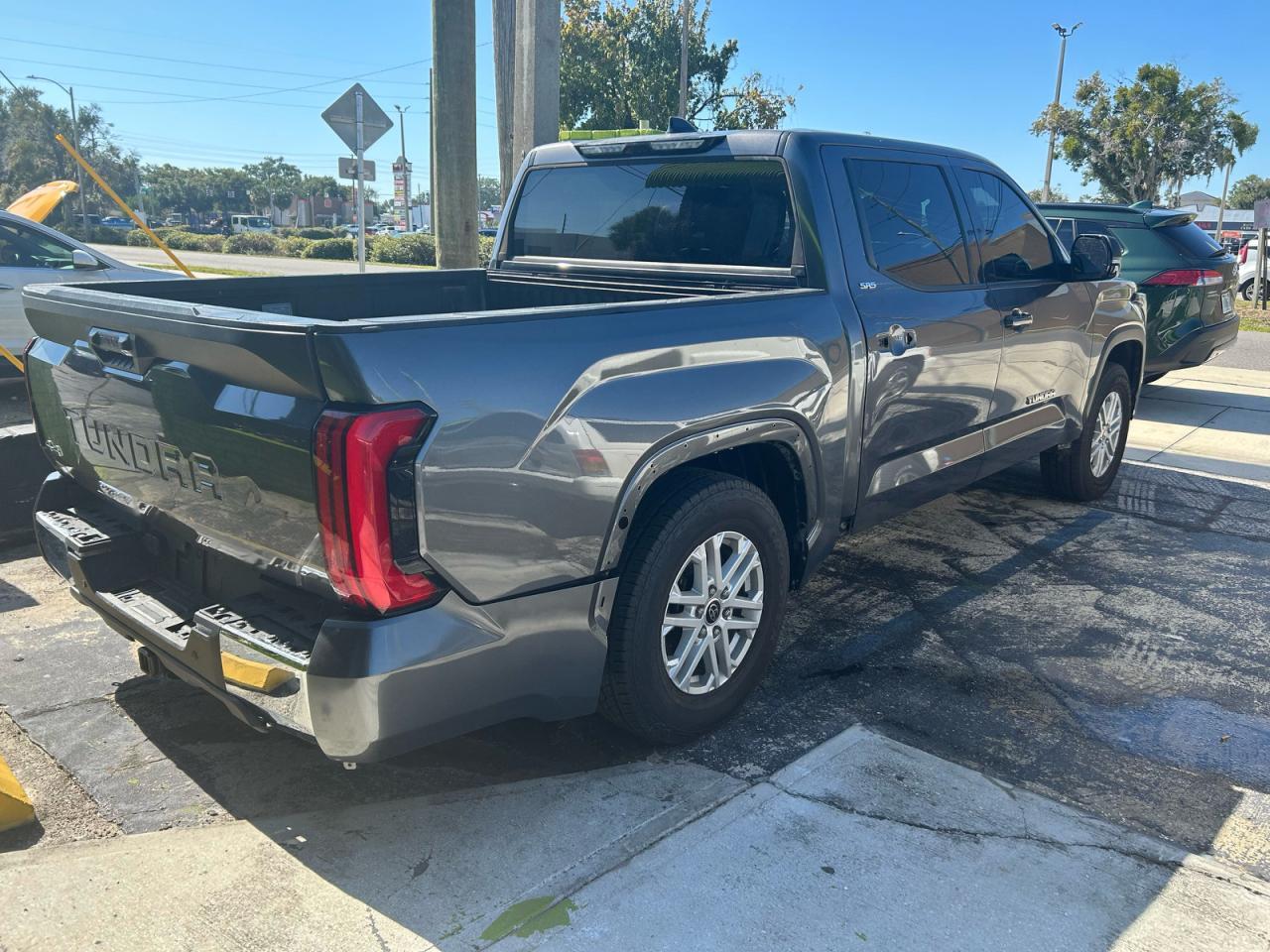 2023 Toyota Tundra Crewmax Sr - Фото 4