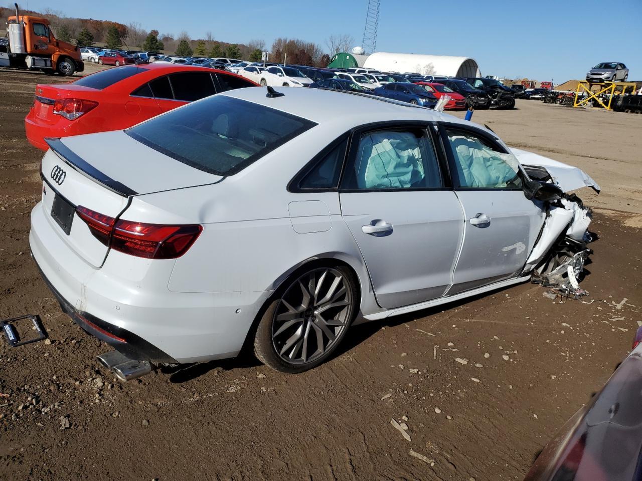 2022 Audi S4 Prestige - Фото 3